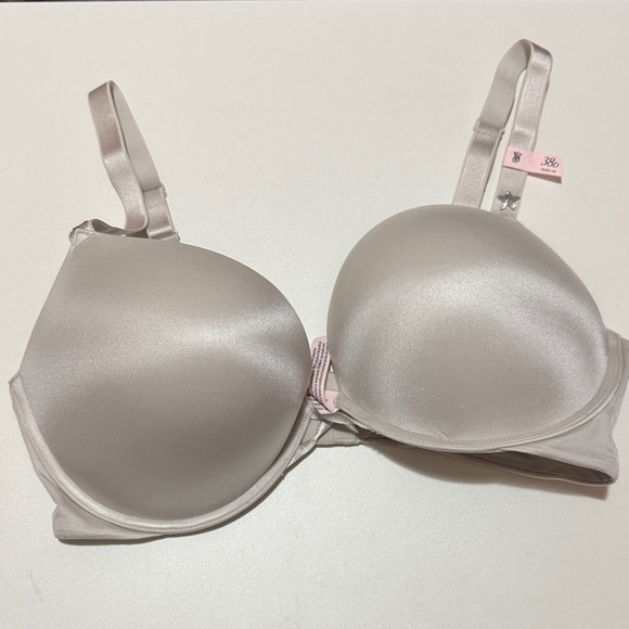 Victoria's Secret Bombshell Cream Satin Bra Starstruck - Picture 1 of 11